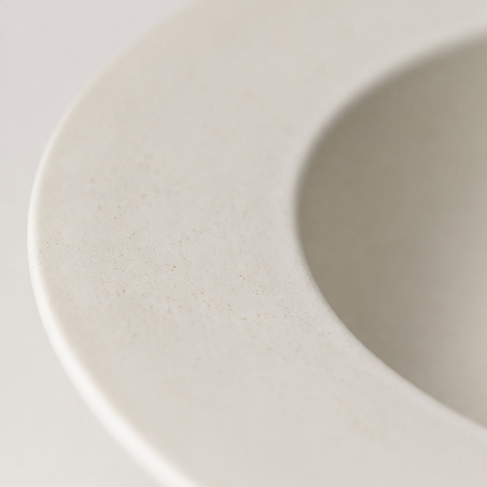 OrienX — Assiette creuse Minéral — Détail de surface