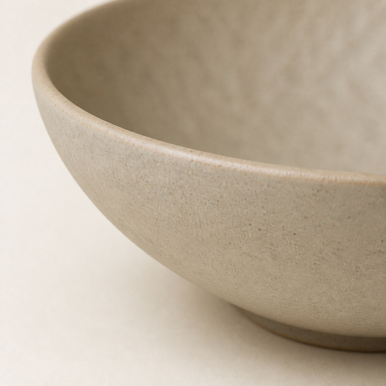 Petite assiette creuse — Brume — Surface