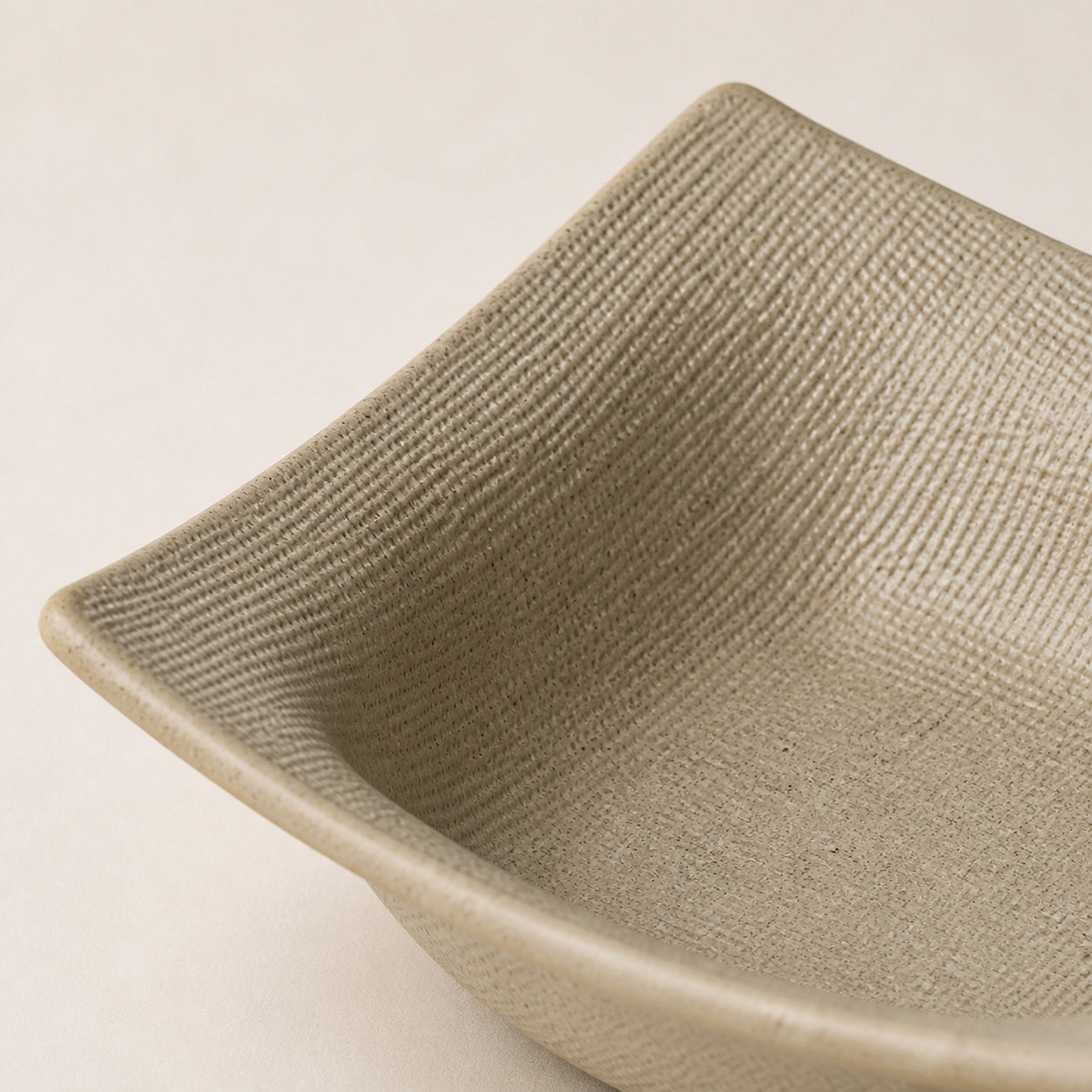 Plat carré — Sable tissé — Surface